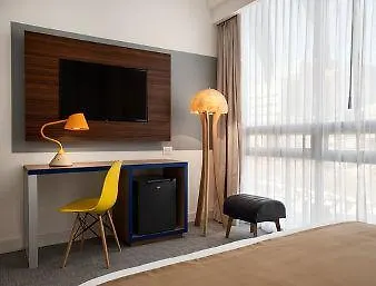 Tryp World Trade Hotel *