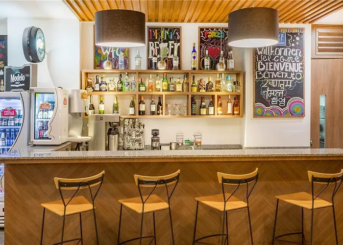 Tryp World Trade Hotel